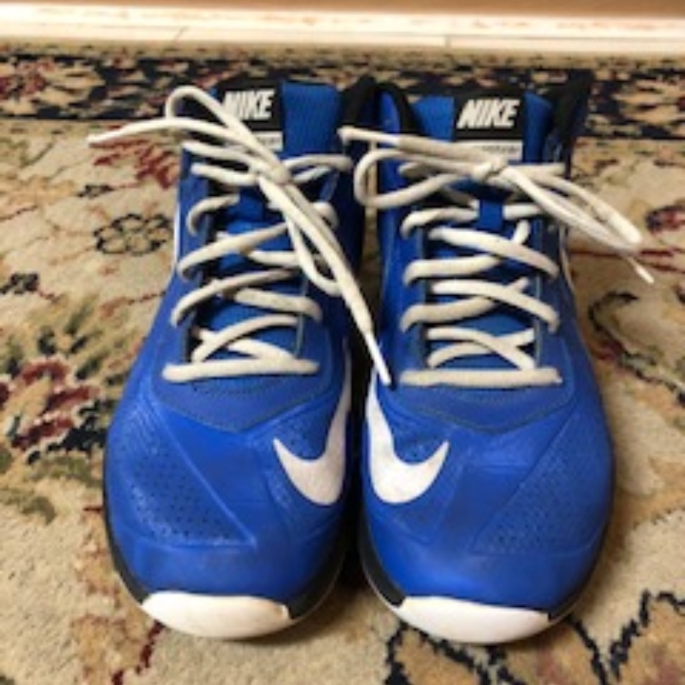 Nike Hustle D7